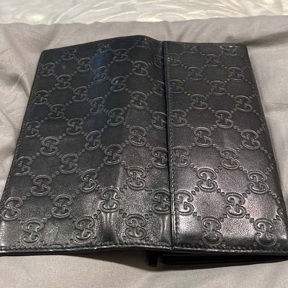 Authentic Gucci bifold inside zipper wallet for men (newsletter print) - Picture 4 of 8